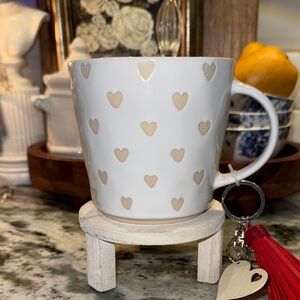 White Mug with Tan Heart Pattern